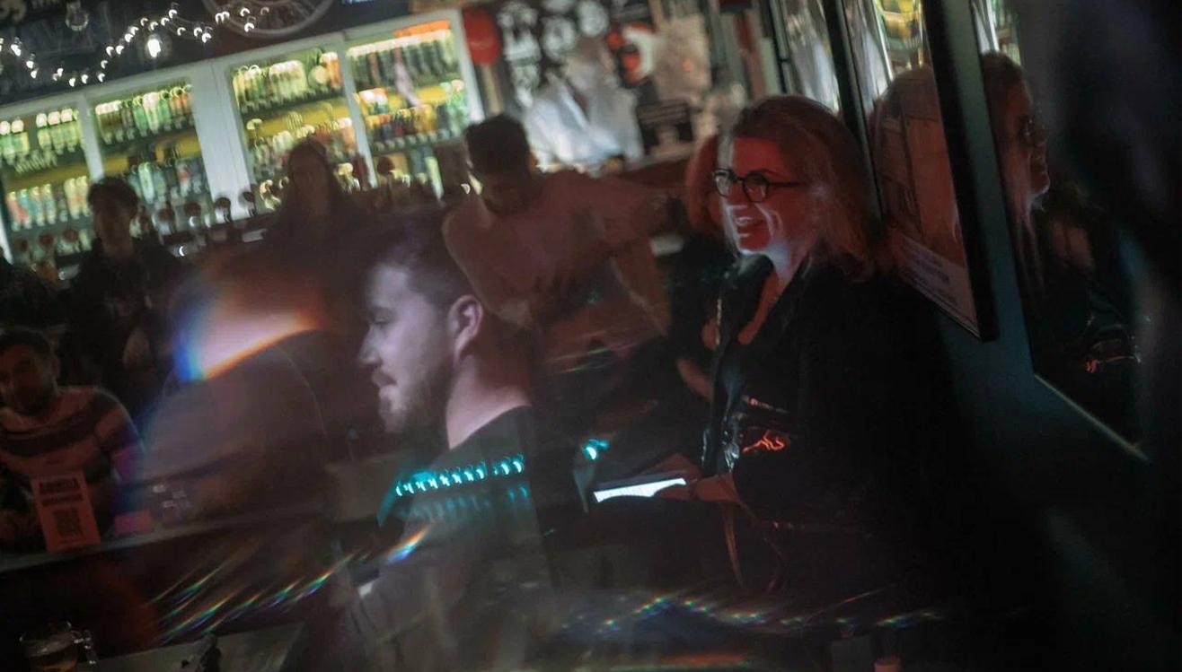 Зачем выступать со стендапом и зачем на него ходить?