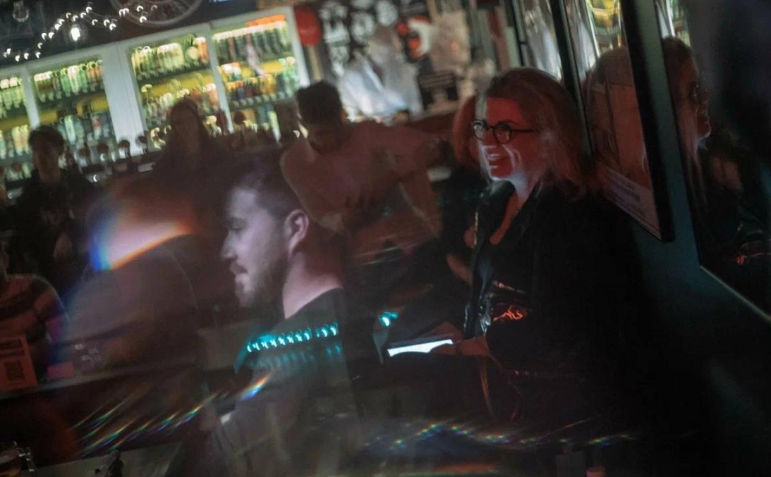 Зачем выступать со стендапом и зачем на него ходить?